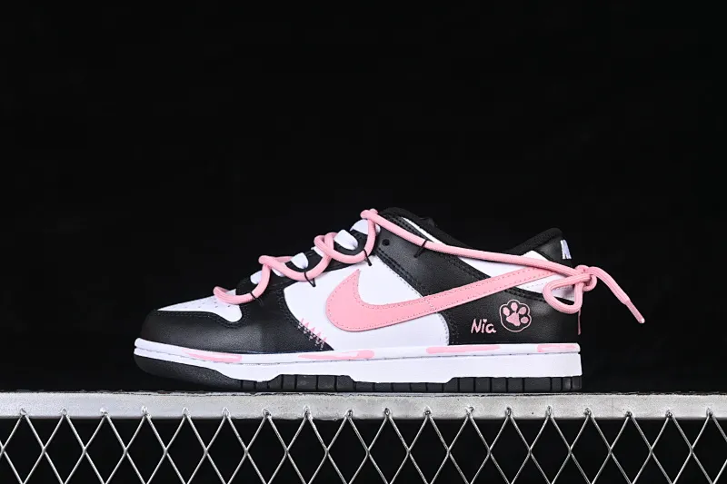 All categories Nk SB Dunk Series Nk SB Dunk Low High-end customized low-top sneakers Nike SB Dunk Low Cat claw black powder Deconstructed strap casual sneakers DD1503-101